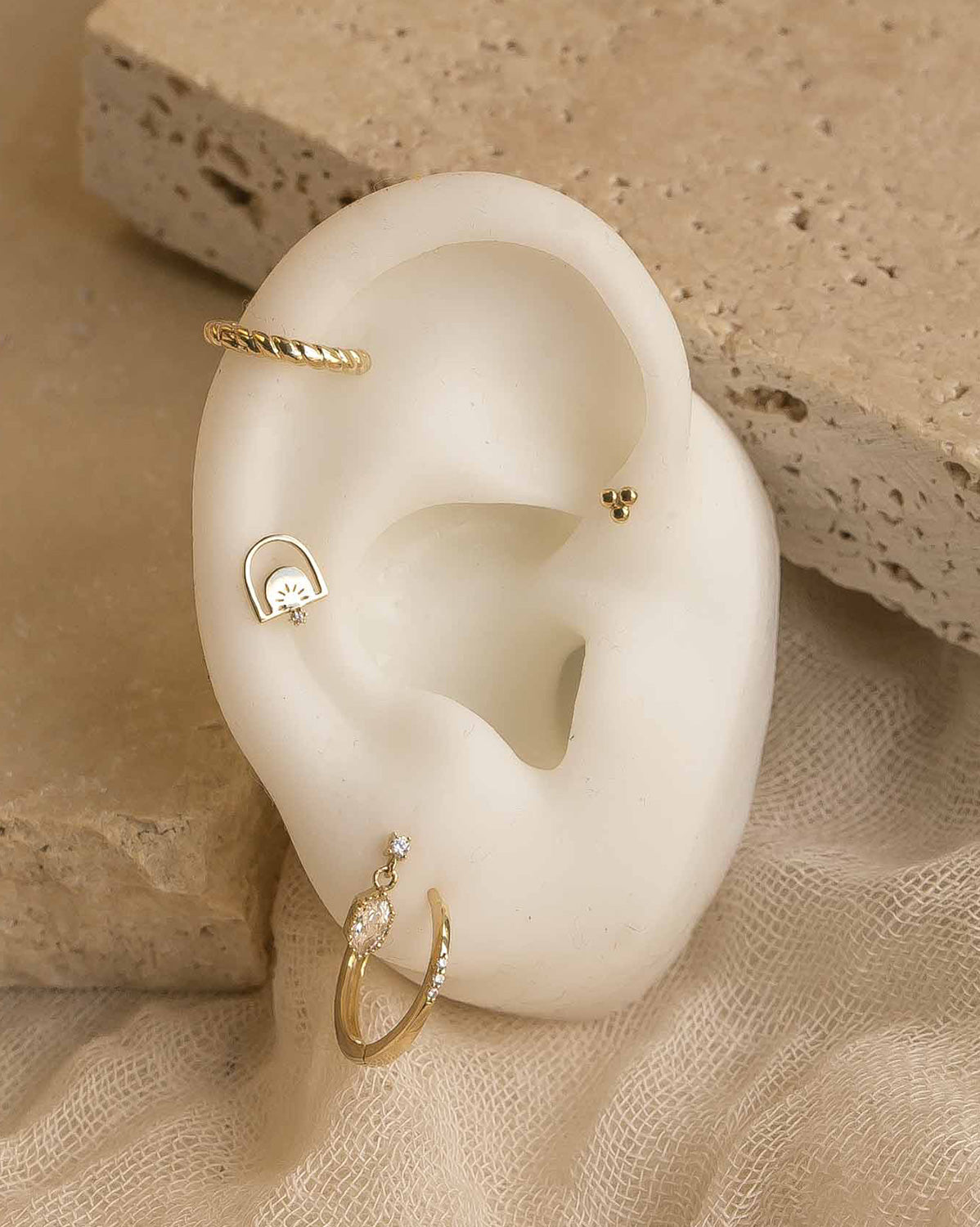 14K Solid Gold Dawn Single Stud | S-kin Studio Jewelry | Ethical Piercing Earrings