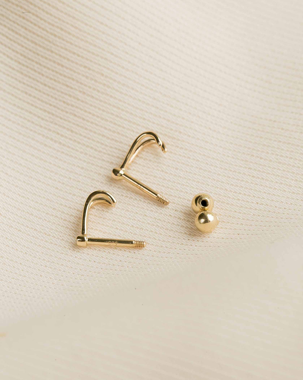 14K Solid Gold Faye Wishbone Single Stud | S-kin Studio Jewelry | Ethical Piercing Earrings