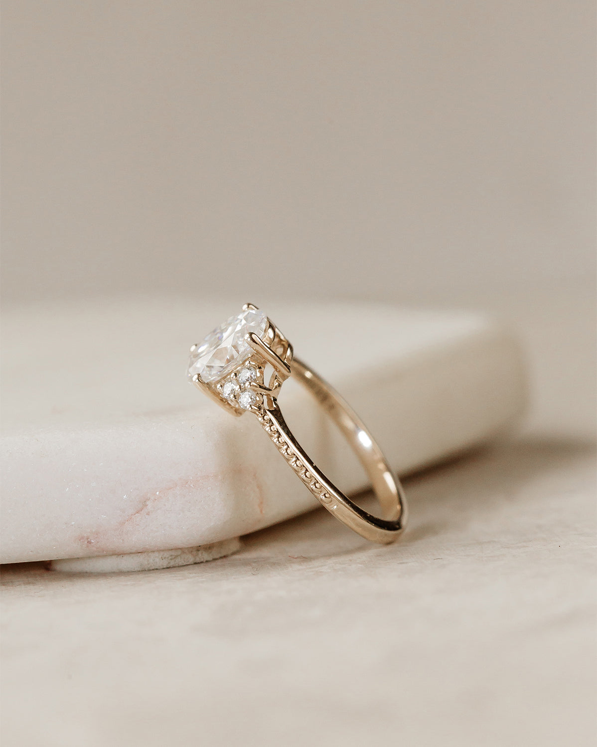 White Gold Catherine Oval Ring