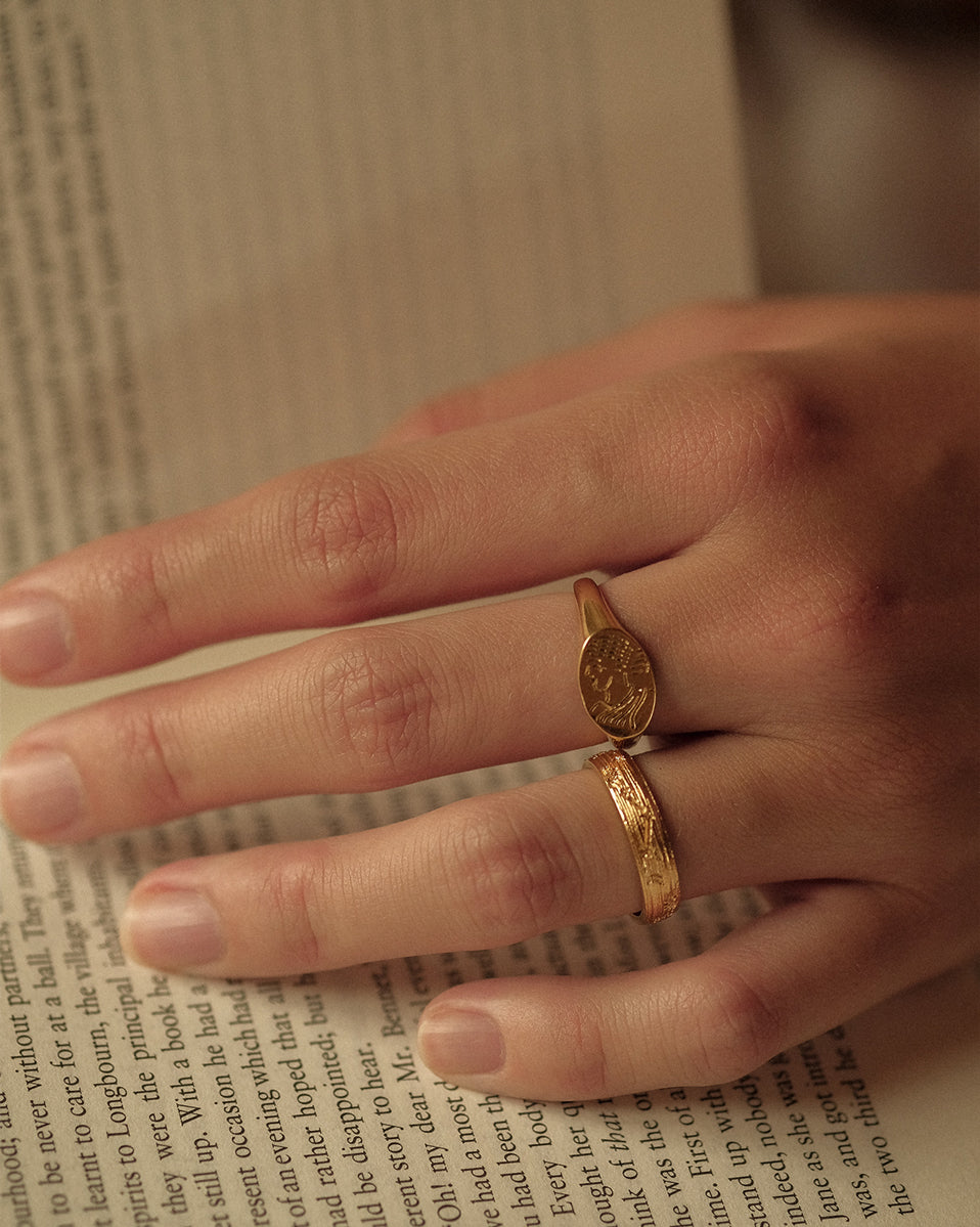 Solid Gold Dante Ring