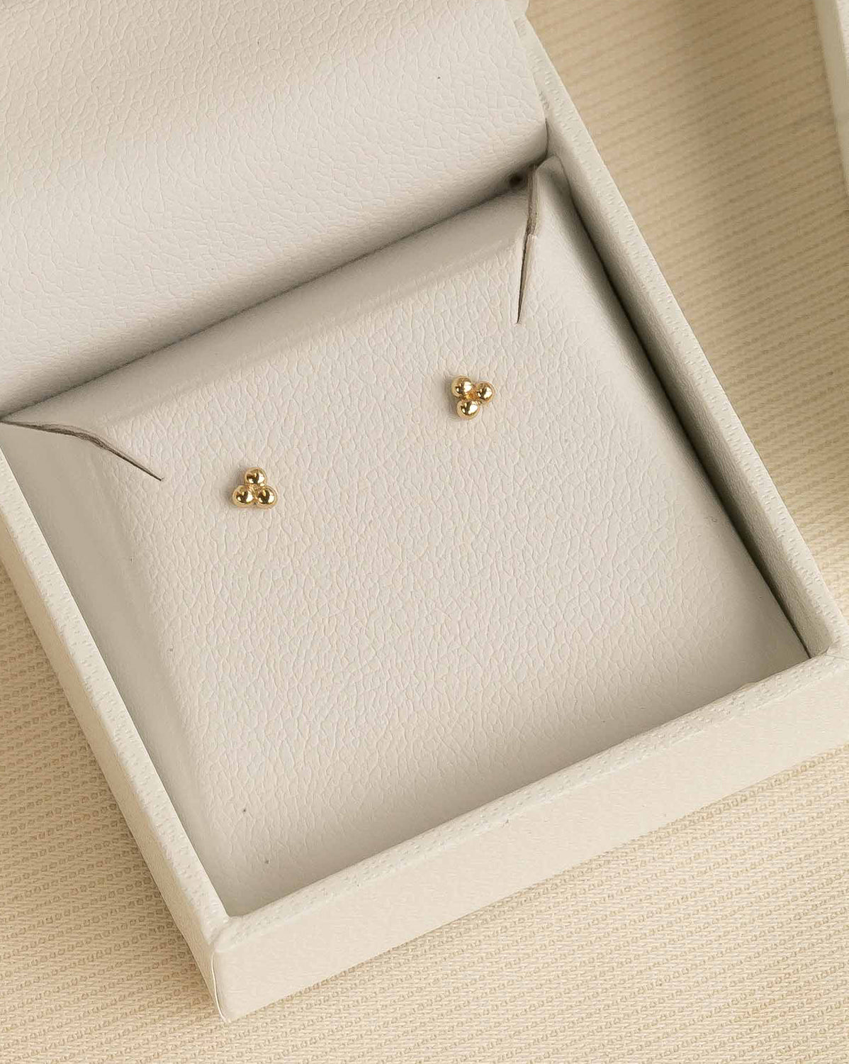 Trinity Single Stud